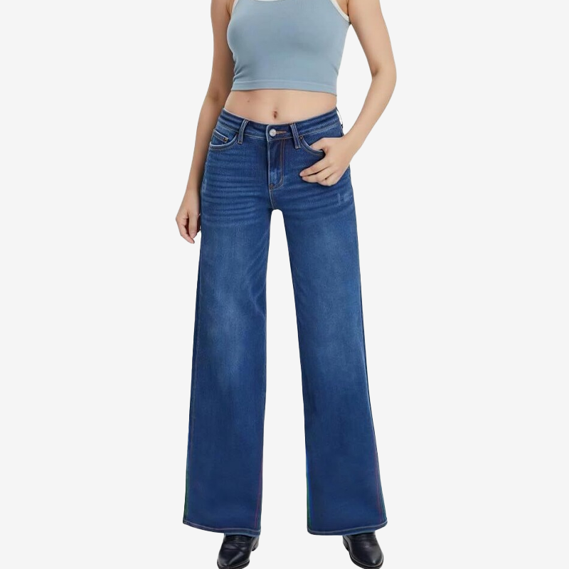 High-Comfort Straight Leg Jeans โ Shaping Lift & Natural Stretch ๐