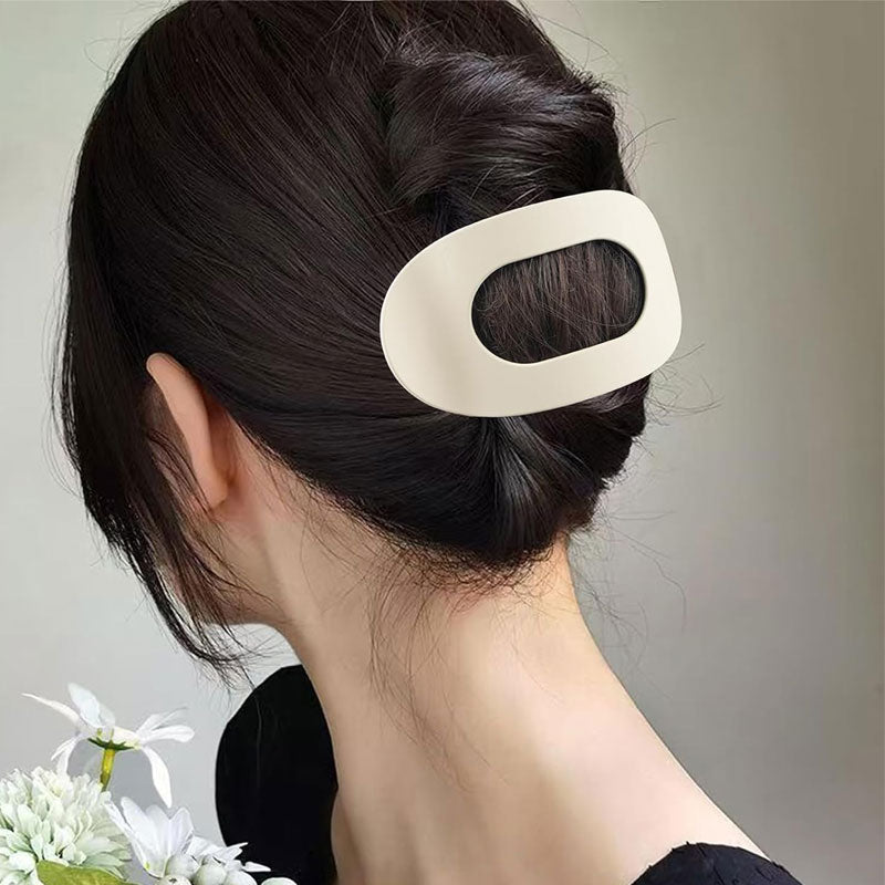Oval hair grip set
