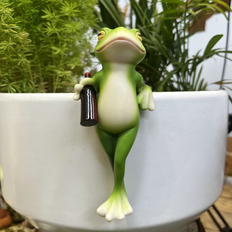 Climbing frog decorations