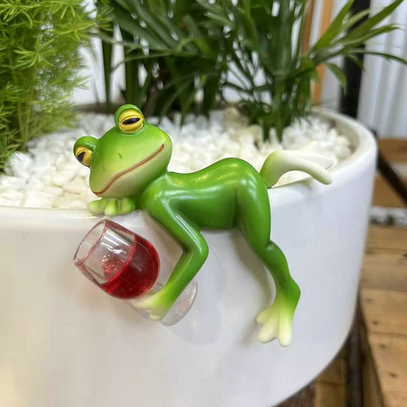 Climbing frog decorations
